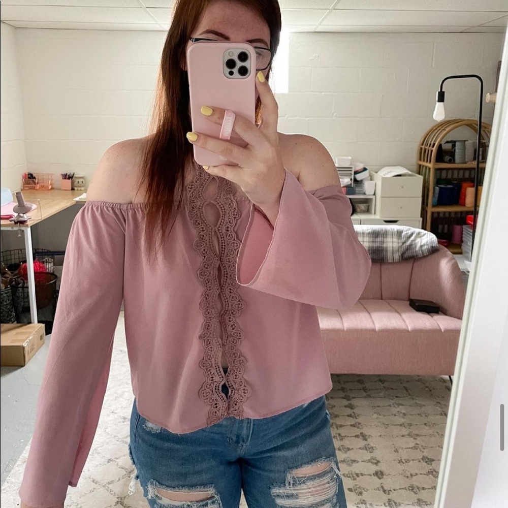 Going Out Top - Picture 2 of 3